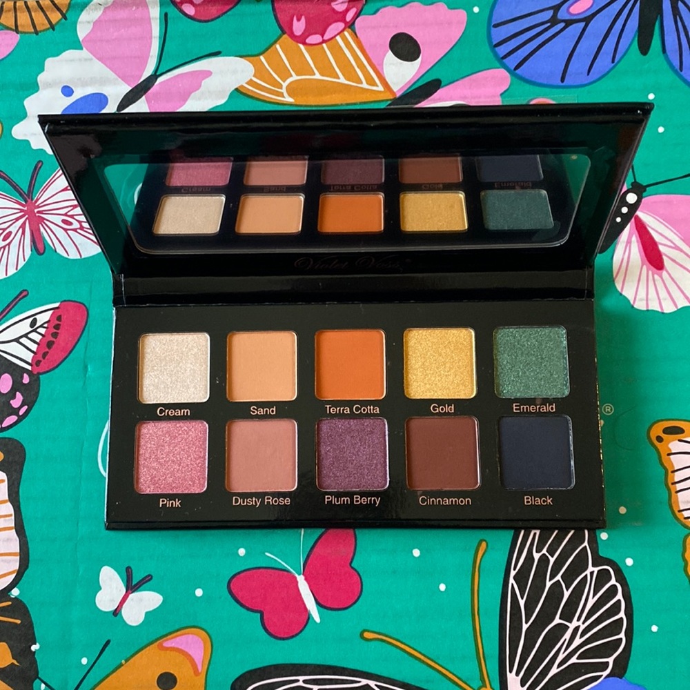 Violet Voss Essentials PRO Series Eye Shadow Palette